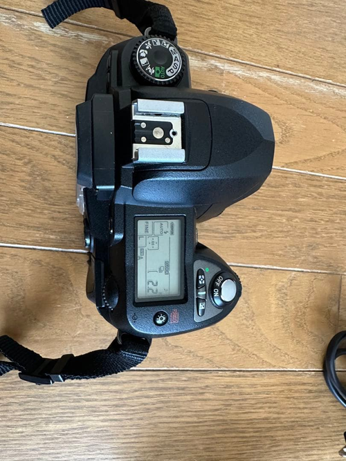 Nikon Slr Camera (Film) Nikond70