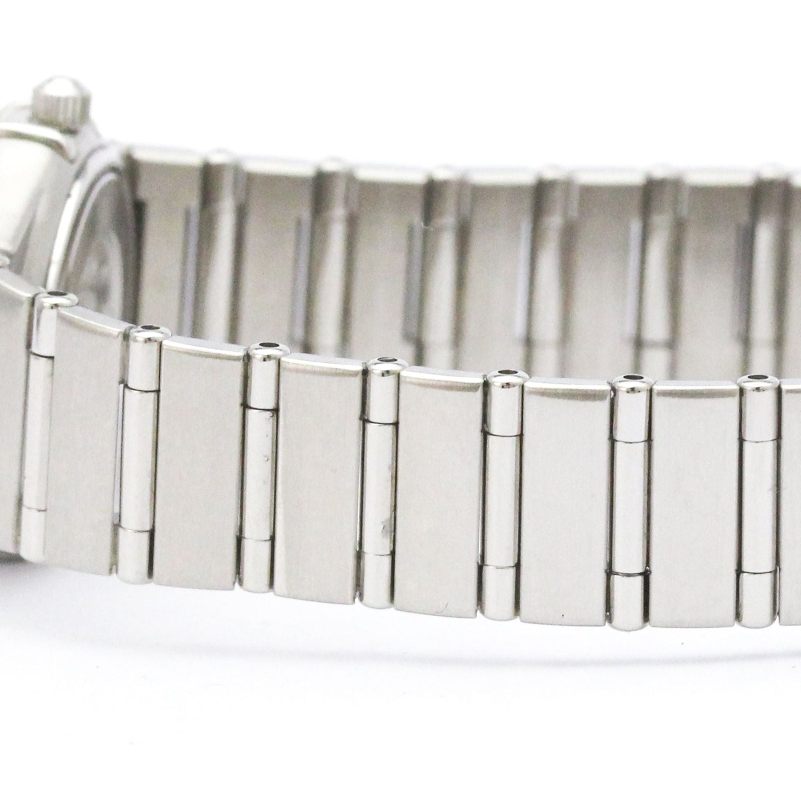 Omega Watch (Quartz) 1562.40
