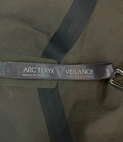 Nylon Jacket Isogon Hooded 15643-59400 Size M Arc'Teryx Veilance
