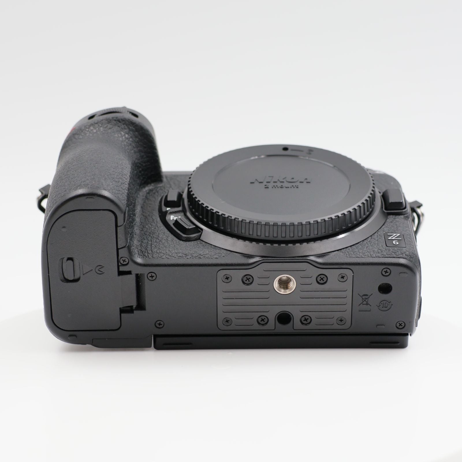 Nikon Mirrorless Interchangeable Lips 7795 Z6