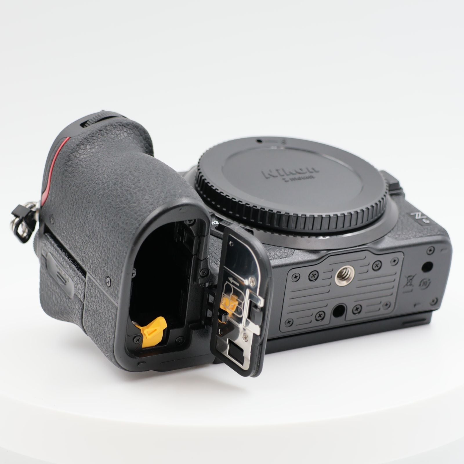 Nikon Mirrorless Interchangeable Lips 7795 Z6