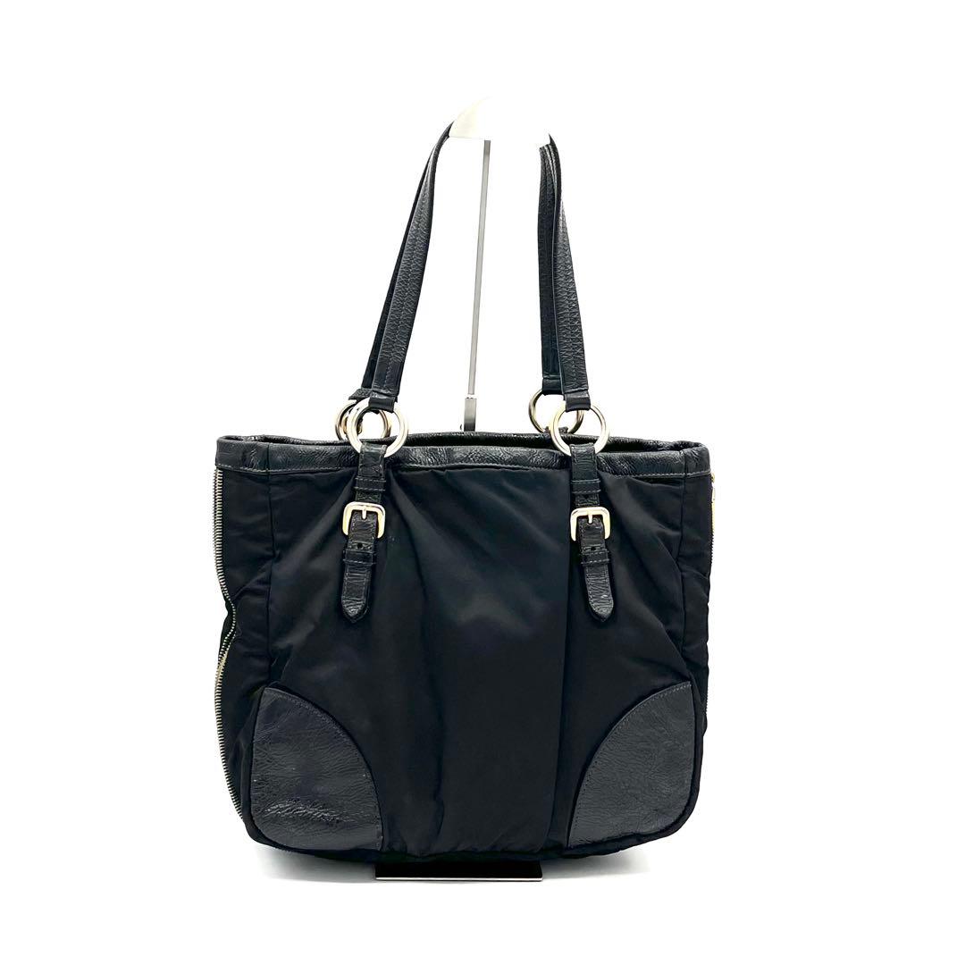 Prada Tote Bags