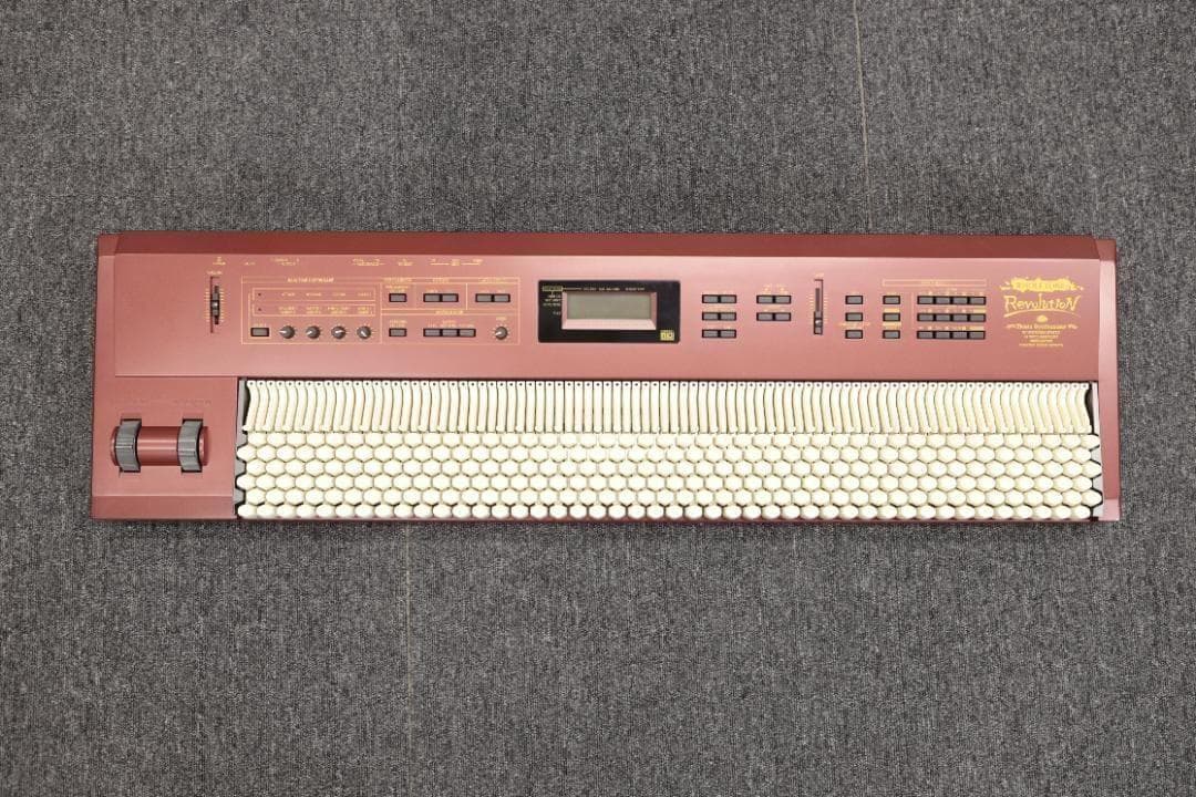 Analog Synthesizer 9635 Whole Tone Revolution