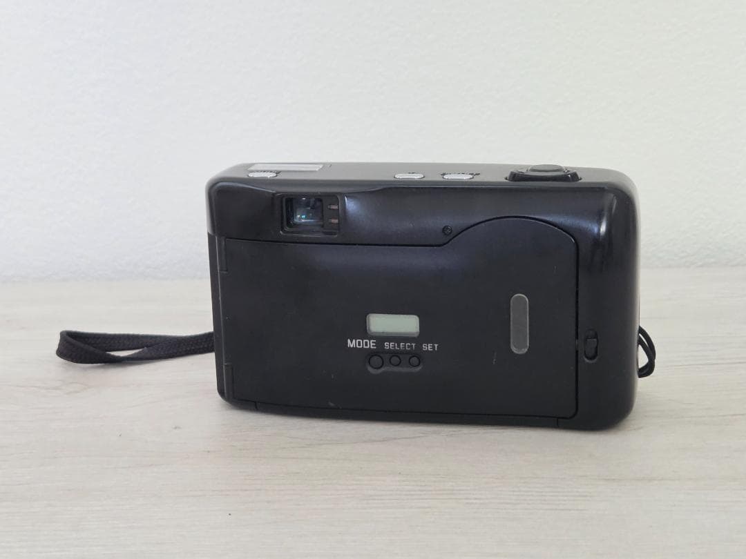 Leica Compact Cameras (Film) Z2X Vario Elmar 35 70