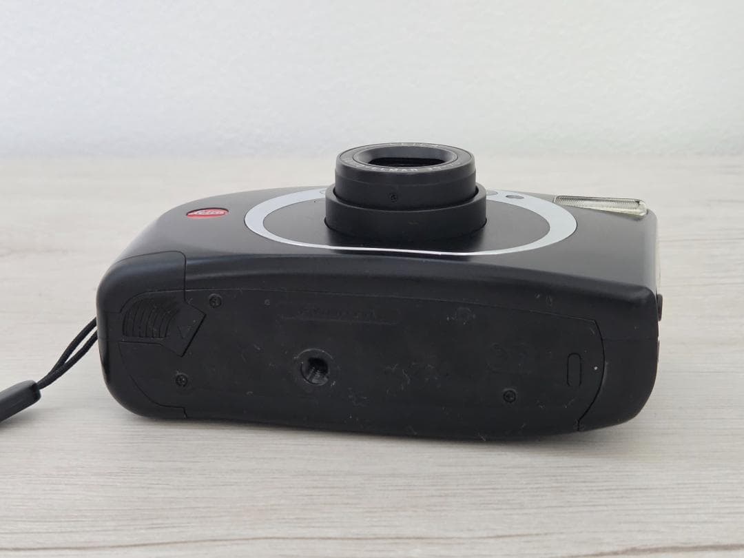 Leica Compact Cameras (Film) Z2X Vario Elmar 35 70