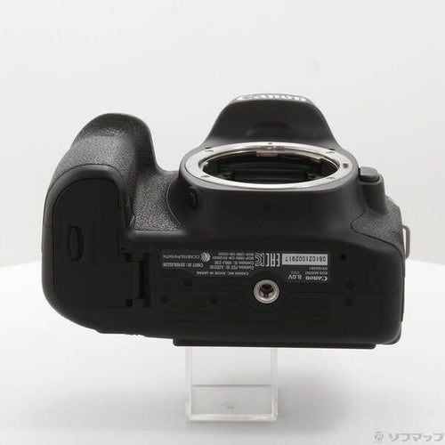 Canon Digital Slr Eos 80D Ef-S18-135 Is Usm 352