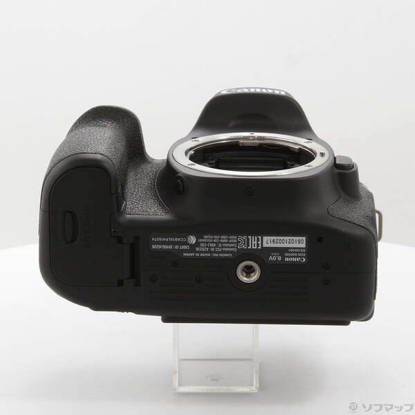 Canon Digital Slr Eos 80D Ef-S18-135 Is Usm 352