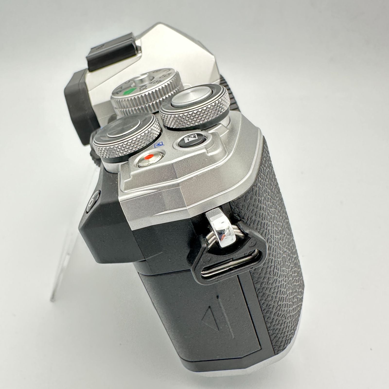 Om System Mirrorless Interchangeable Lips Om-5 14-150Mm Ii