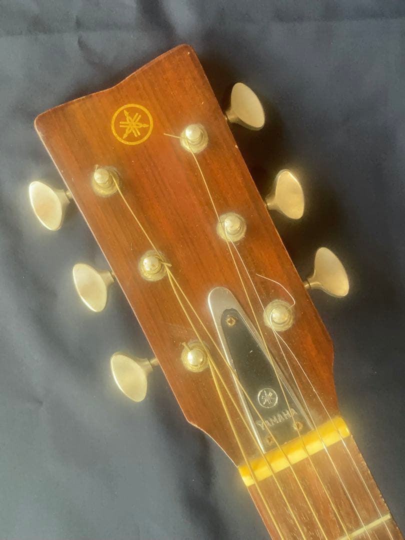 Yamaha Acoustic Guitars [1971 Fg-150