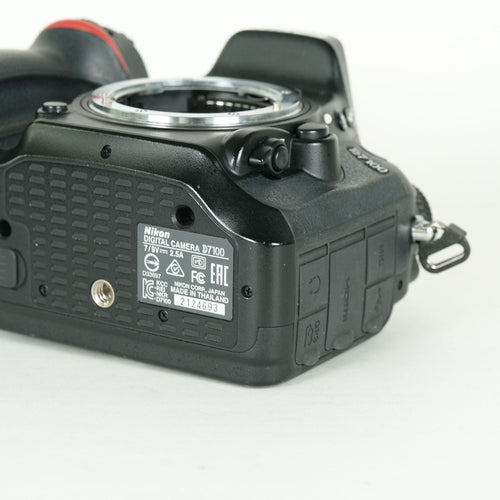 Nikon Digital Slr 17,499 D7100 F