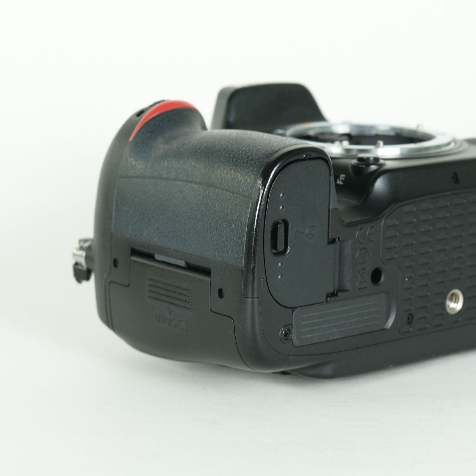Nikon Digital Slr 17,499 D7100 F