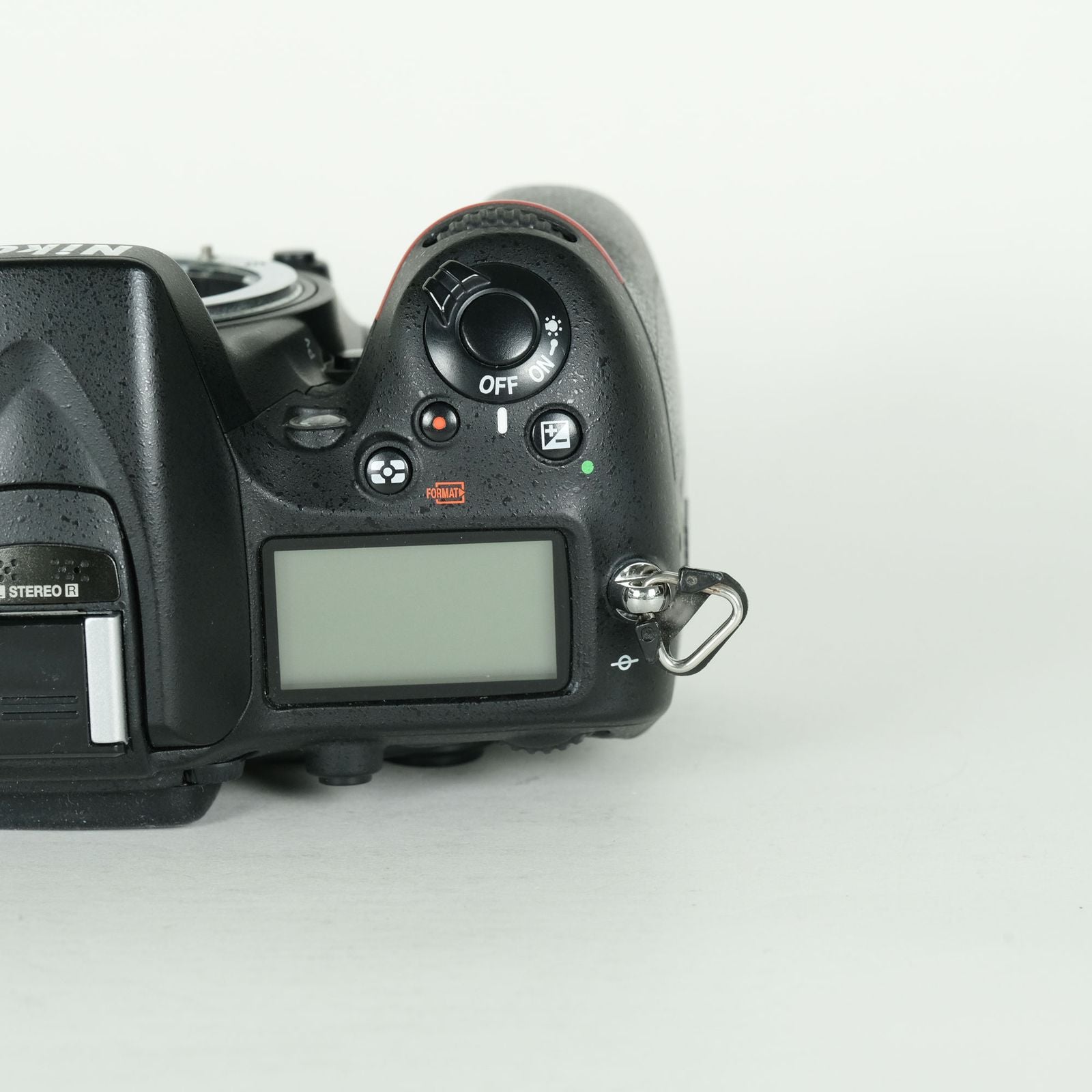 Nikon Digital Slr 17,499 D7100 F