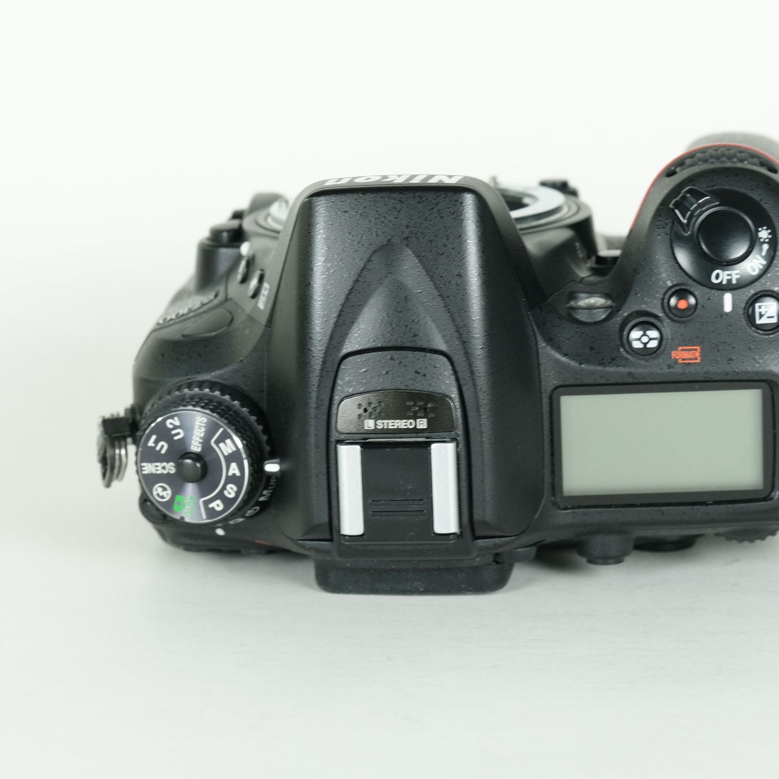 Nikon Digital Slr 17,499 D7100 F