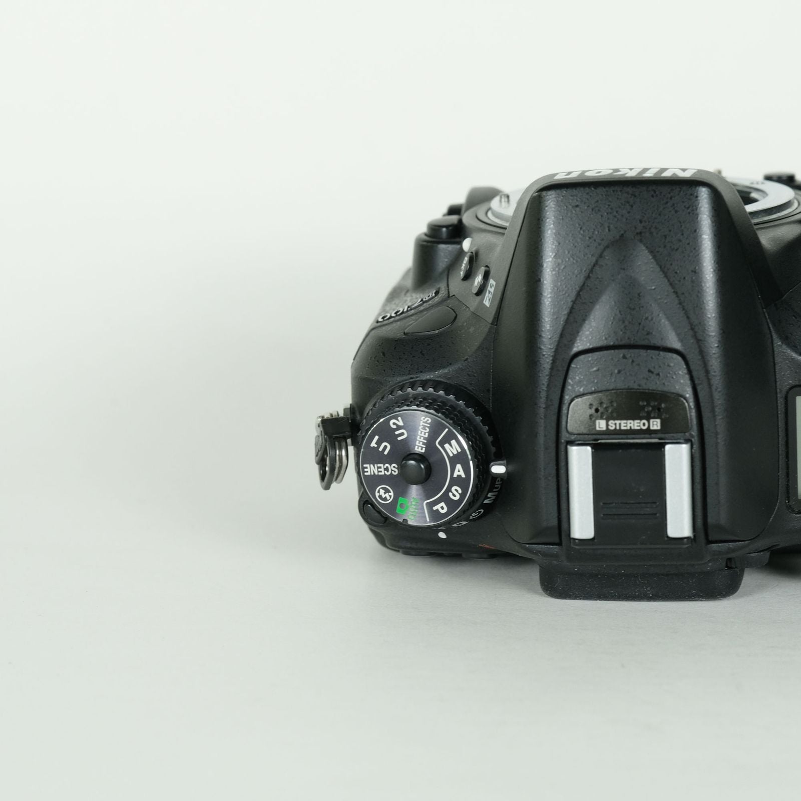 Nikon Digital Slr 17,499 D7100 F