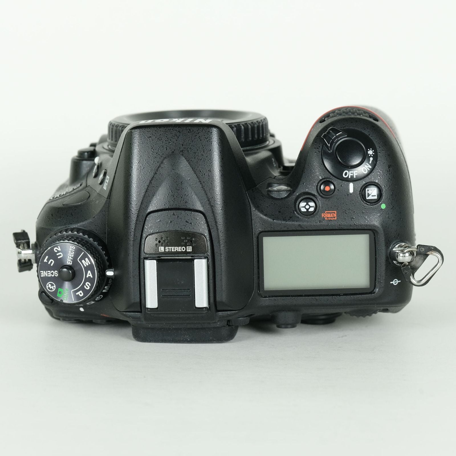 Nikon Digital Slr 17,499 D7100 F