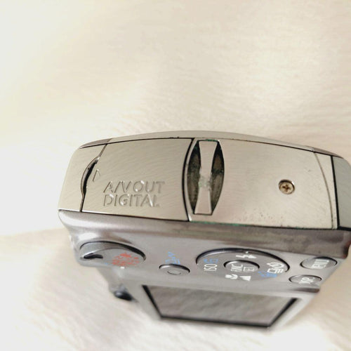 Canon Compact Digital Camera Ixy 900Is