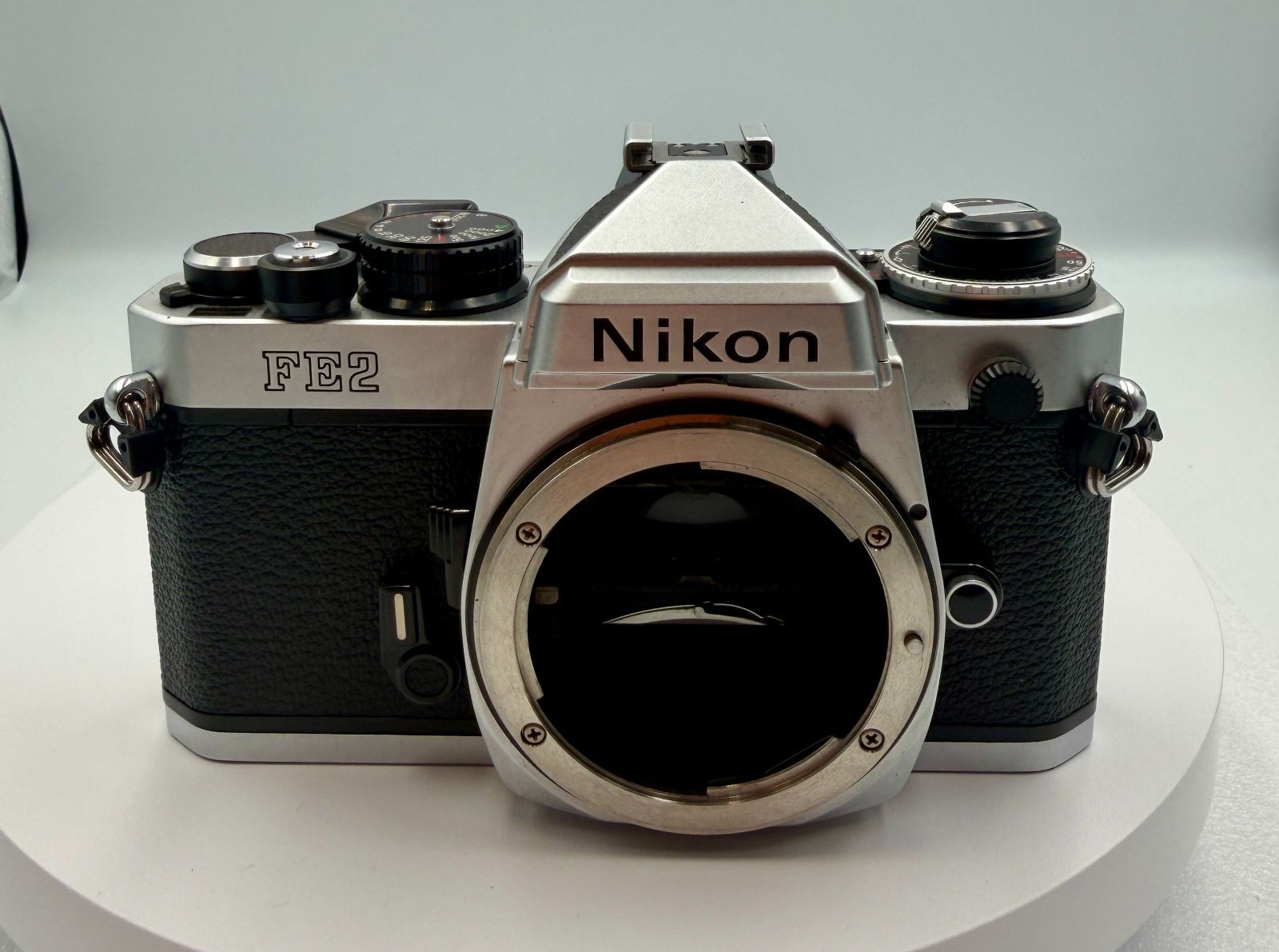 Slr Camera (Film) Nikon Fe2 K0030