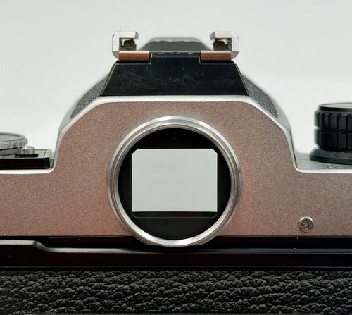Slr Camera (Film) Nikon Fe2 K0030
