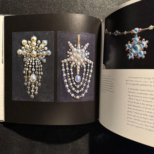 Art, Design Music Tiffany Pearls