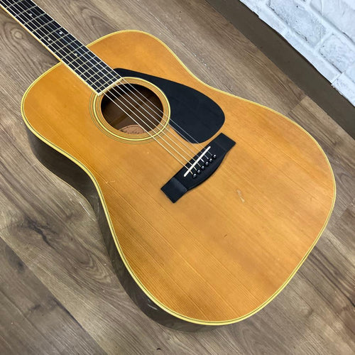 Yamaha Acoustic Guitars C-1