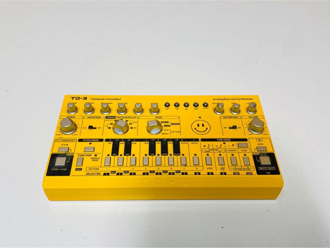 Rhythm Machine Behringer Td-3