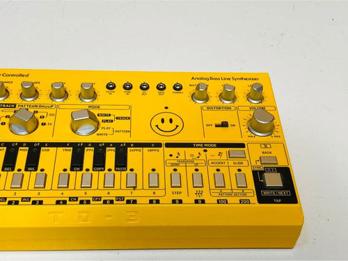 Rhythm Machine Behringer Td-3