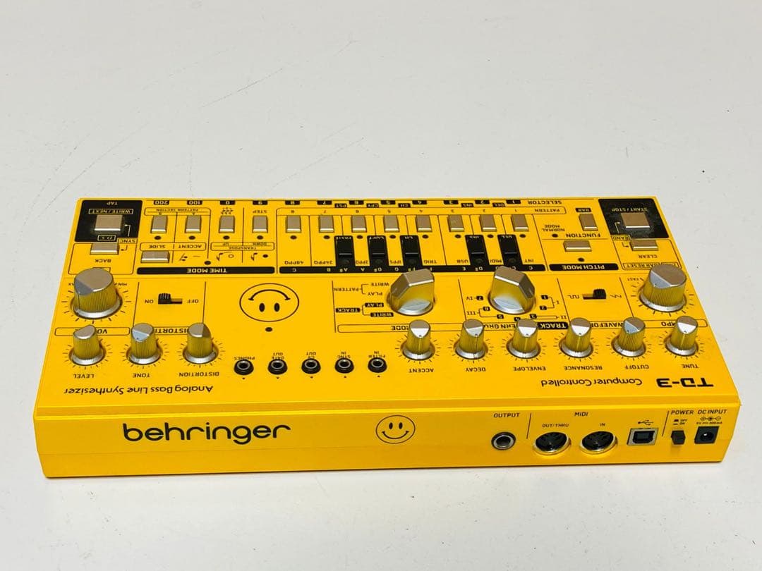 Rhythm Machine Behringer Td-3