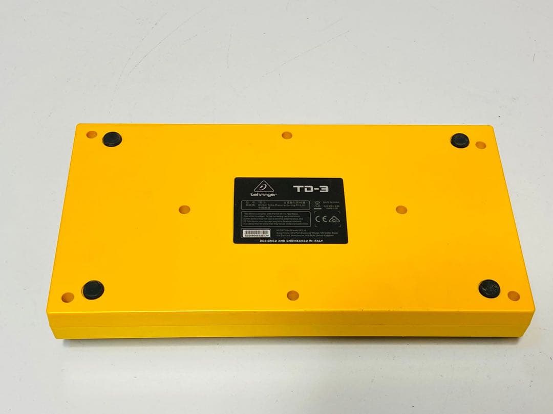 Rhythm Machine Behringer Td-3