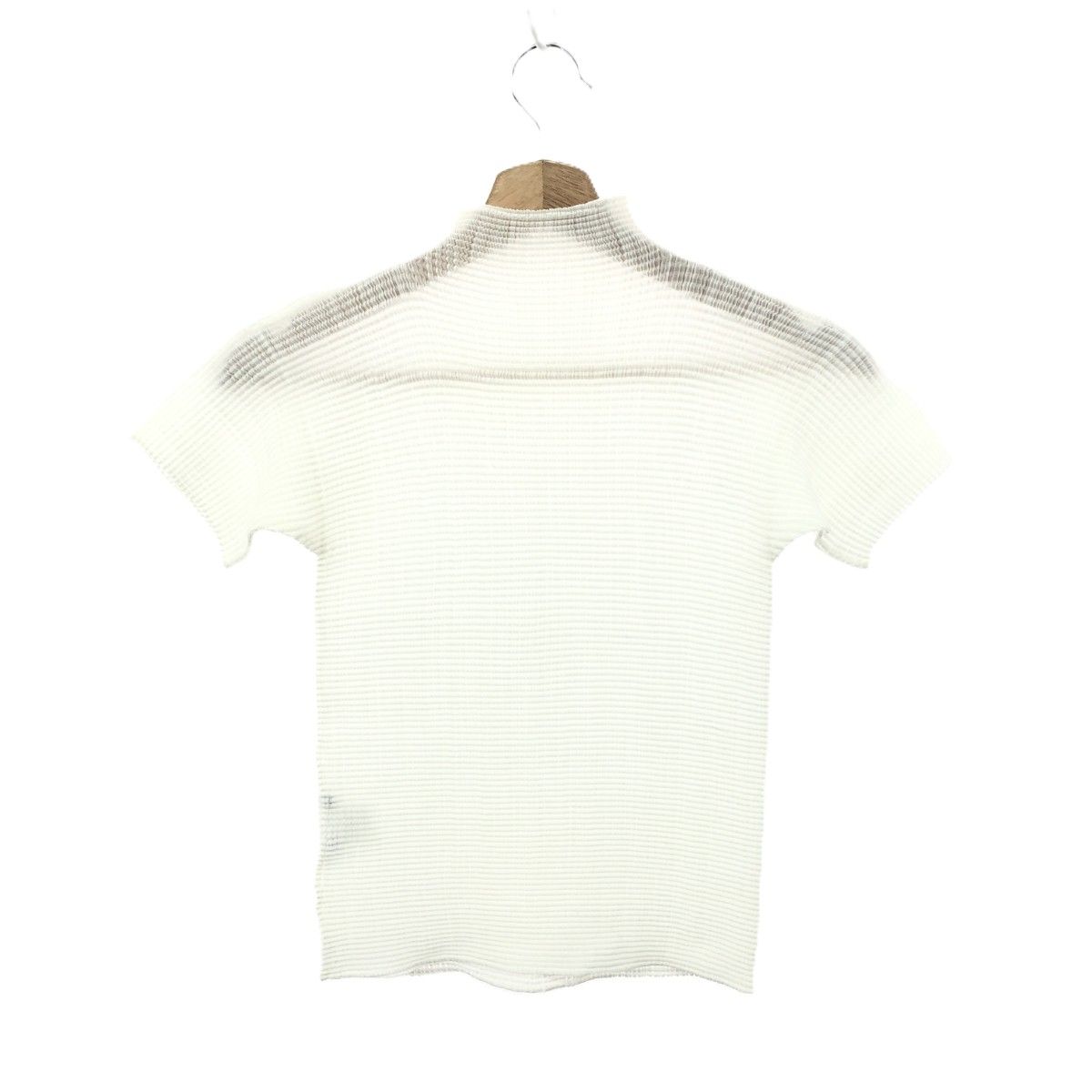 Issey Miyake Short Sleeve :2 241007003328