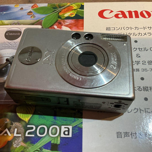 Canon Compact Digital Camera Ixy 200A