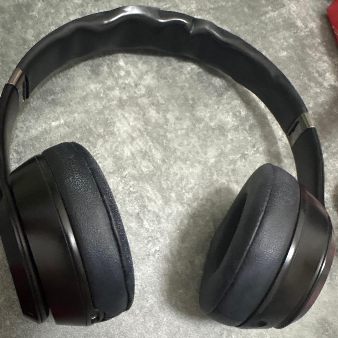 Wireless Headphones Beats Solo 4