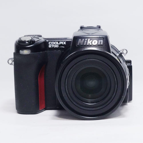Nikon Compact Digital Camera Coolpix 8700