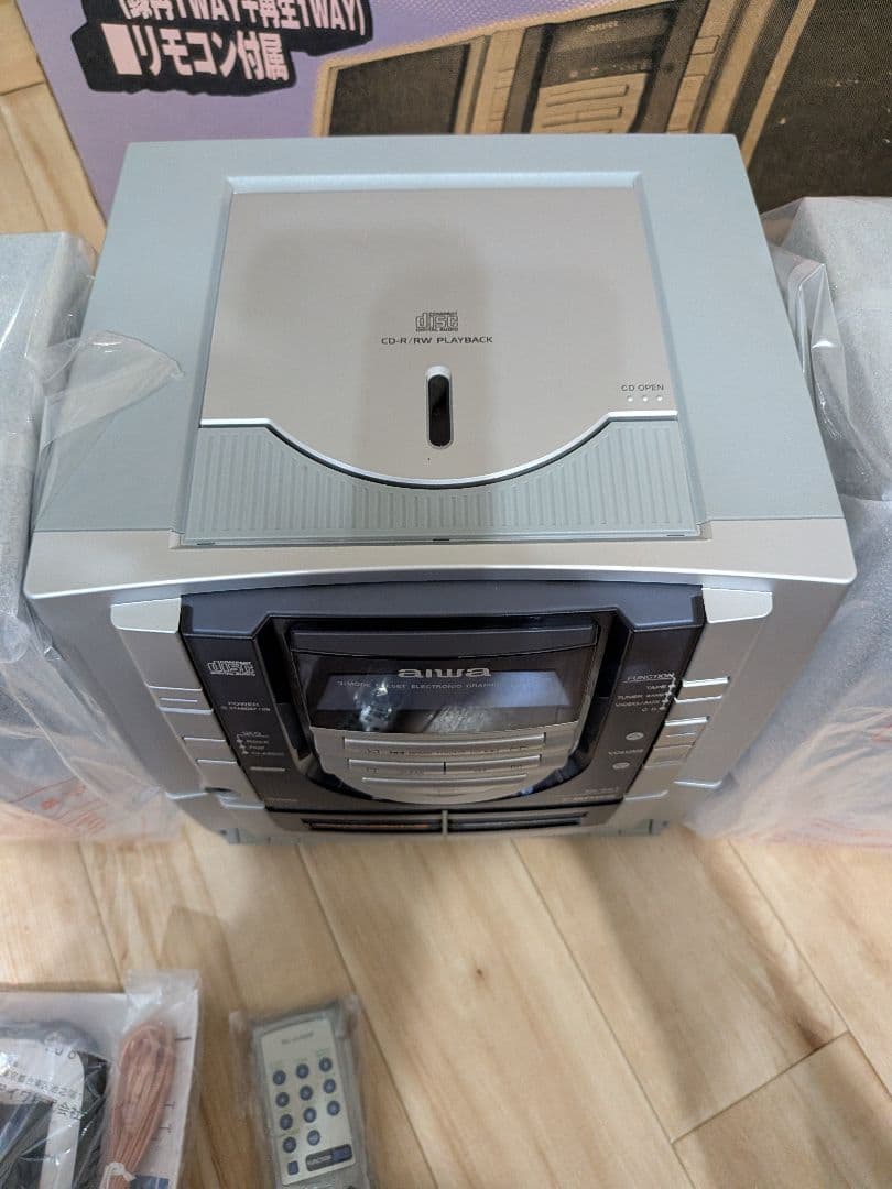 Aiwa Mini Component Systems Xg-Sz1