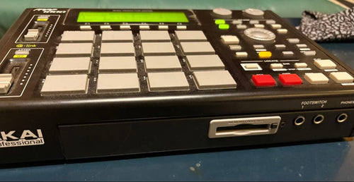 Samplers Akai Mpc1000 Jjosxl 3.83 128Mb