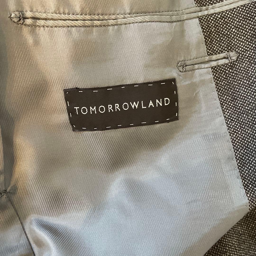 Tomorrowland Business Suits 46