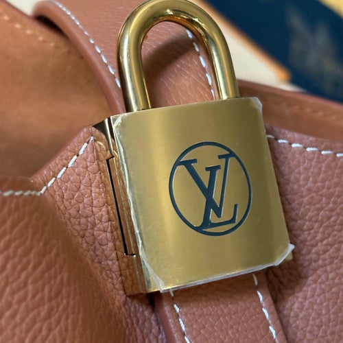 Louis Vuitton Shoulder Bags Pm