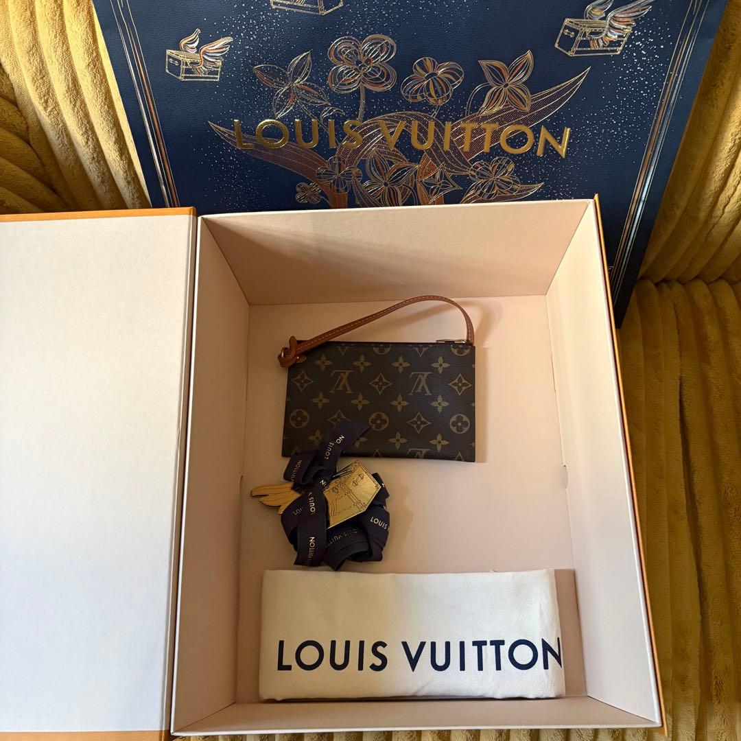 Louis Vuitton Shoulder Bags Pm