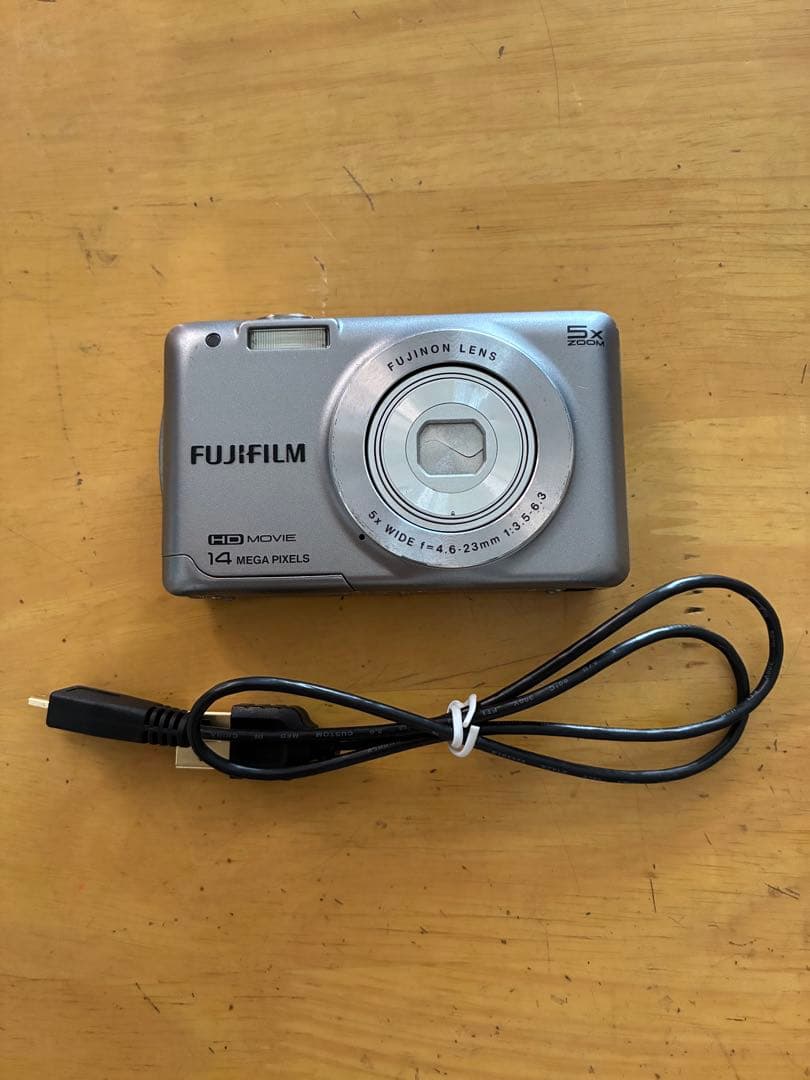 Fujifilm Compact Digital Camera 14