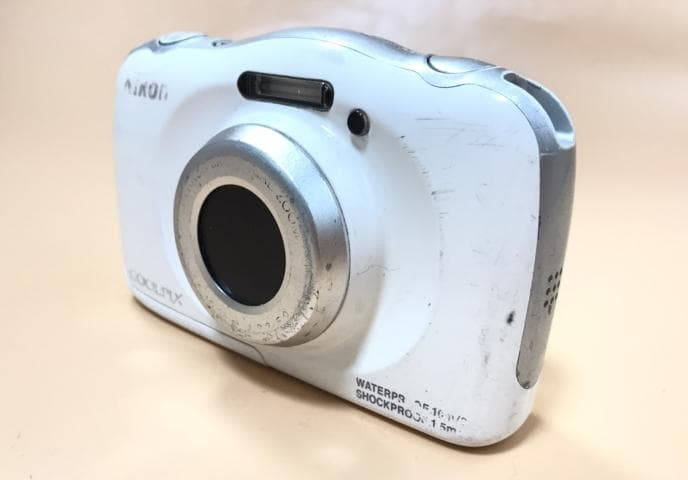 Nikon Compact Digital Camera S33 Sd