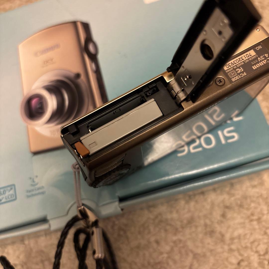 Canon Compact Digital Camera Ixy 920 Is
