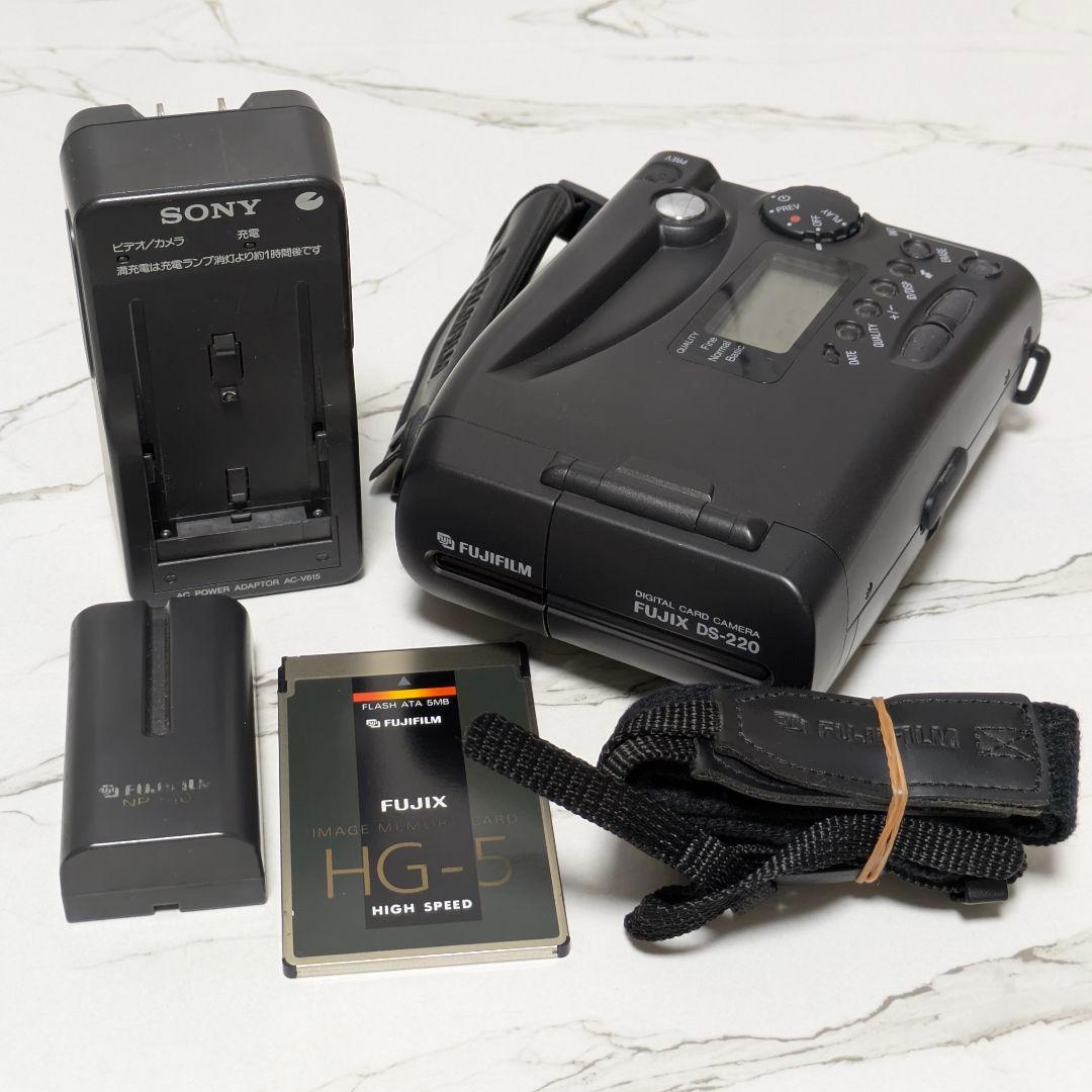 Fujifilm Compact Digital Camera Fujix Ds-220