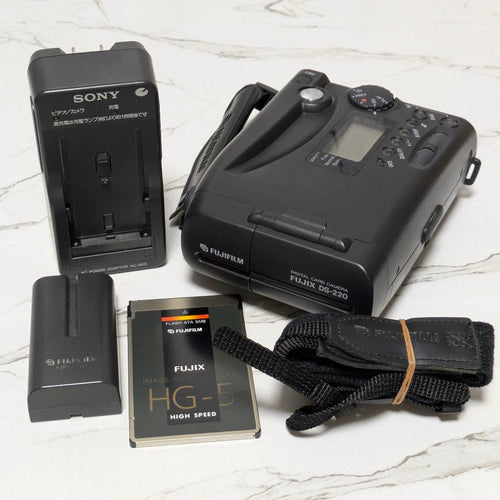 Fujifilm Compact Digital Camera Fujix Ds-220