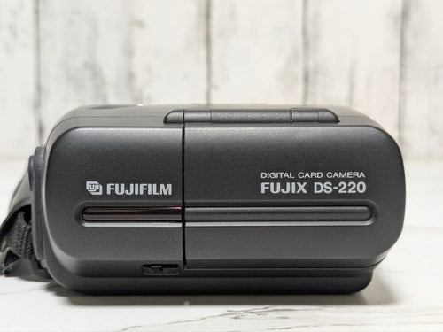 Fujifilm Compact Digital Camera Fujix Ds-220