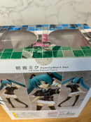 Others Familymart Ver. A 1/8 Scale Painted Figure
