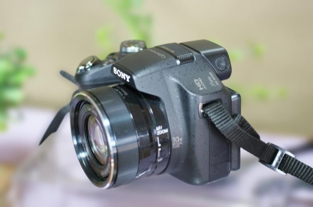 Sony Compact Digital Camera Hx100V