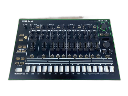 Roland Rhythm Machine Tr-8 Performer