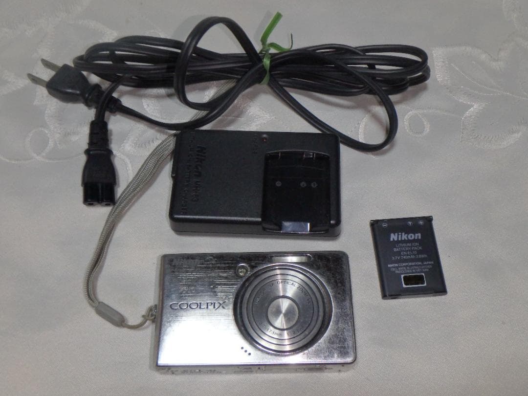 Nikon Compact Digital Camera S510 Coolpix