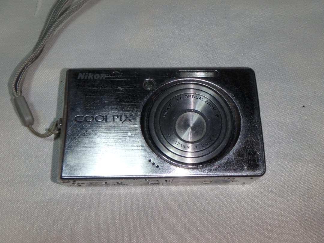 Nikon Compact Digital Camera S510 Coolpix