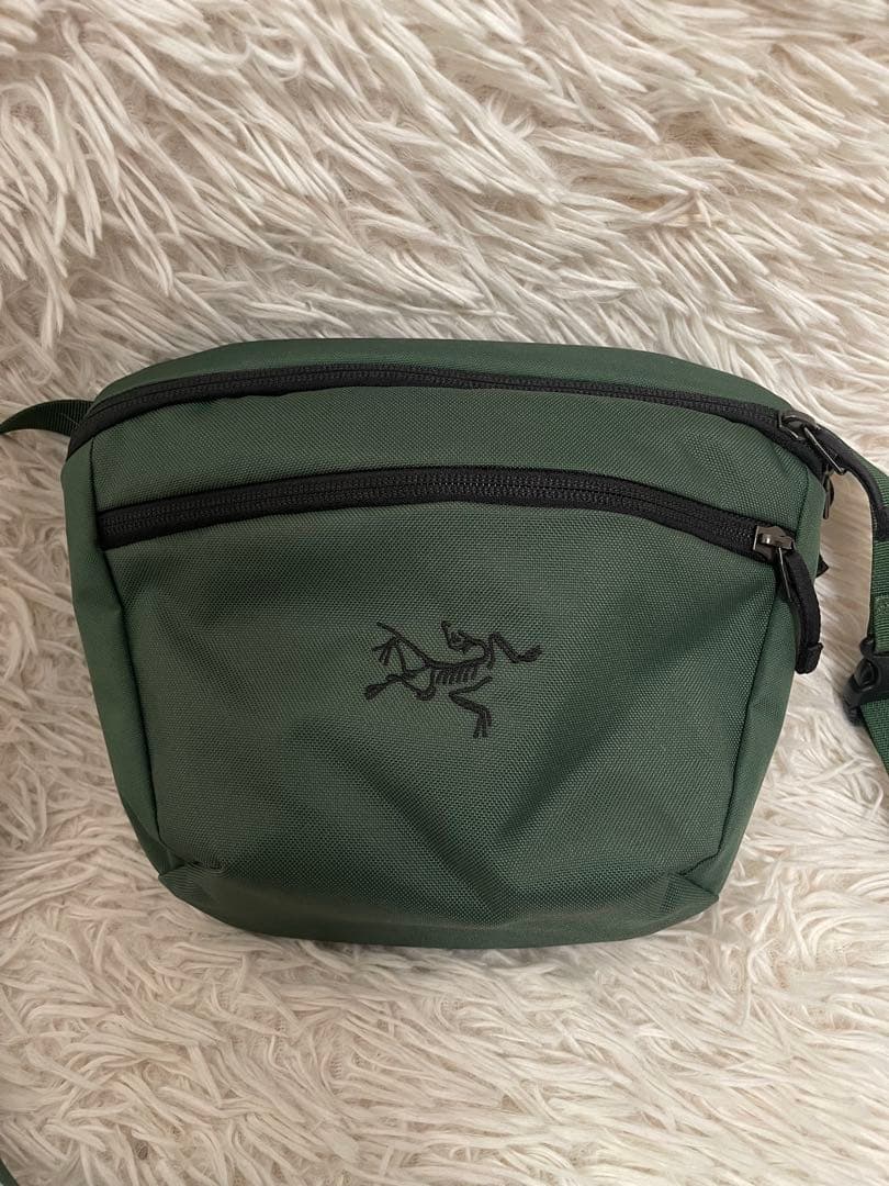 Arc'Teryx Shoulder Bag 2