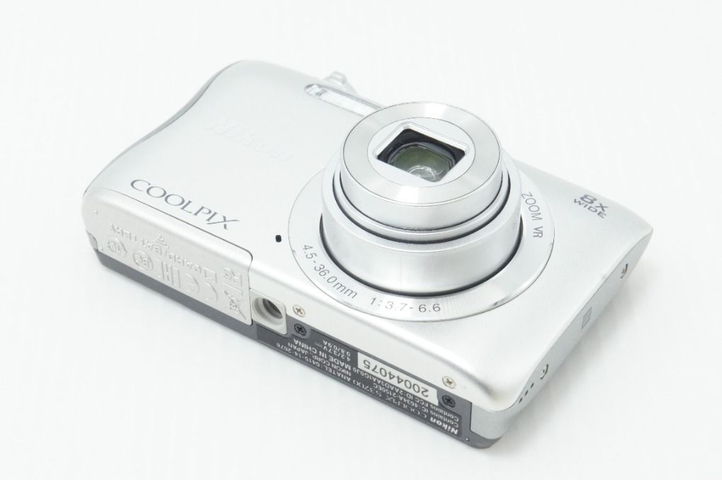 Nikon Compact Digital Camera Coolpix S3700 260626E
